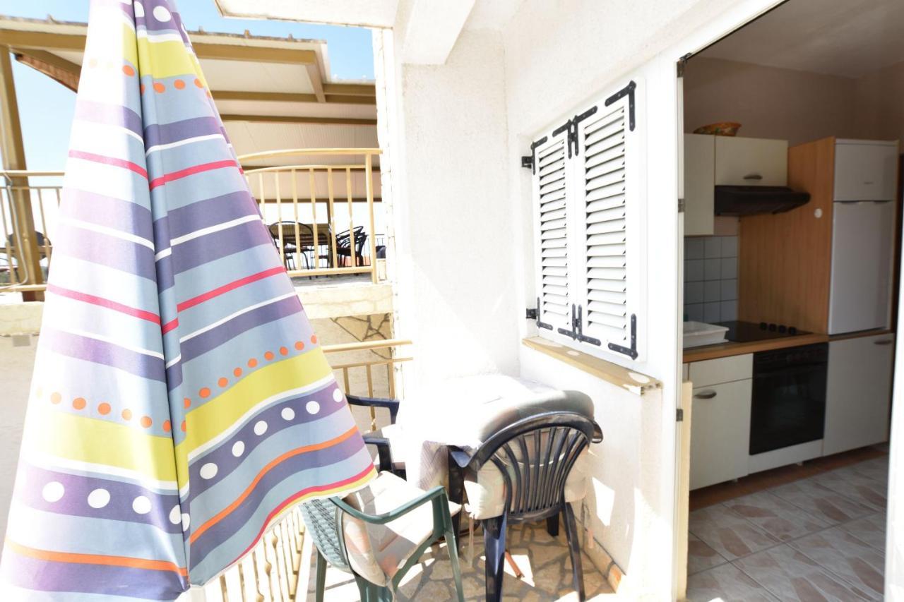 Apartments Jurkic Dolac Bagian luar foto